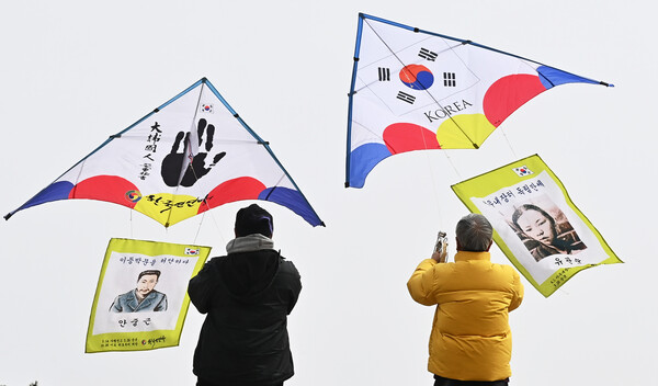 하늘 수놓은 독립운동가 연