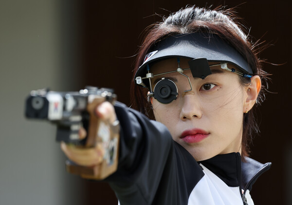 사격 김예지 '올림픽 데뷔 톱5 스타' 선정…